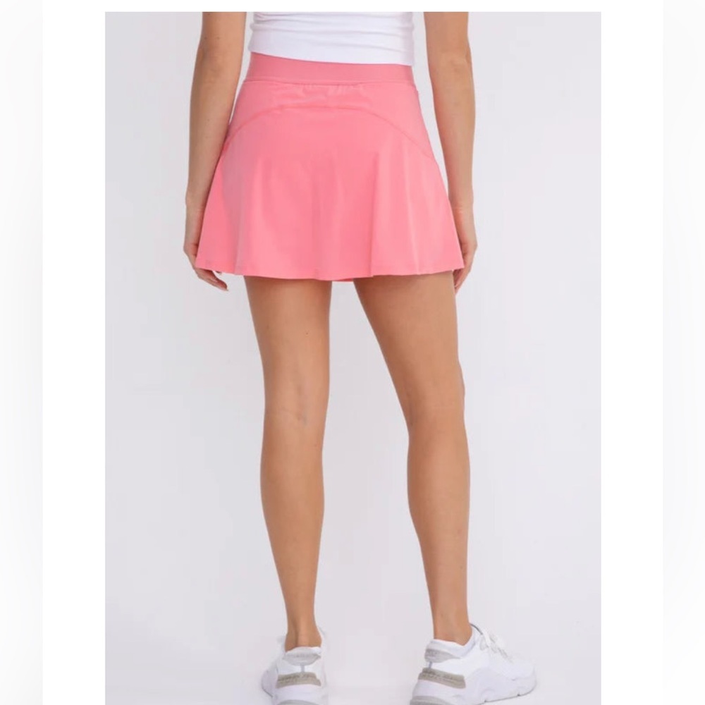 🛍️Mono B- Tennis skort- NWOT Size Small- Pink